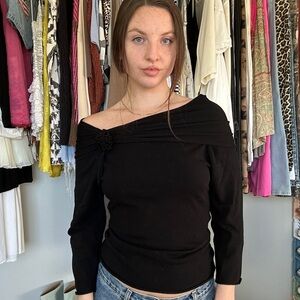 Black Off-Shoulder Foldover Top with Rosette (S/M)